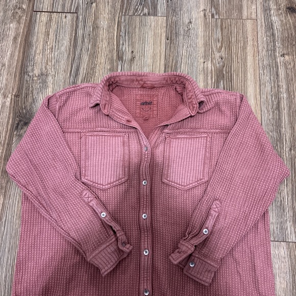 Aerie Womens Size Small Anytime Wave Waffle Shirt Button Up Pink - Picture 2 of 11